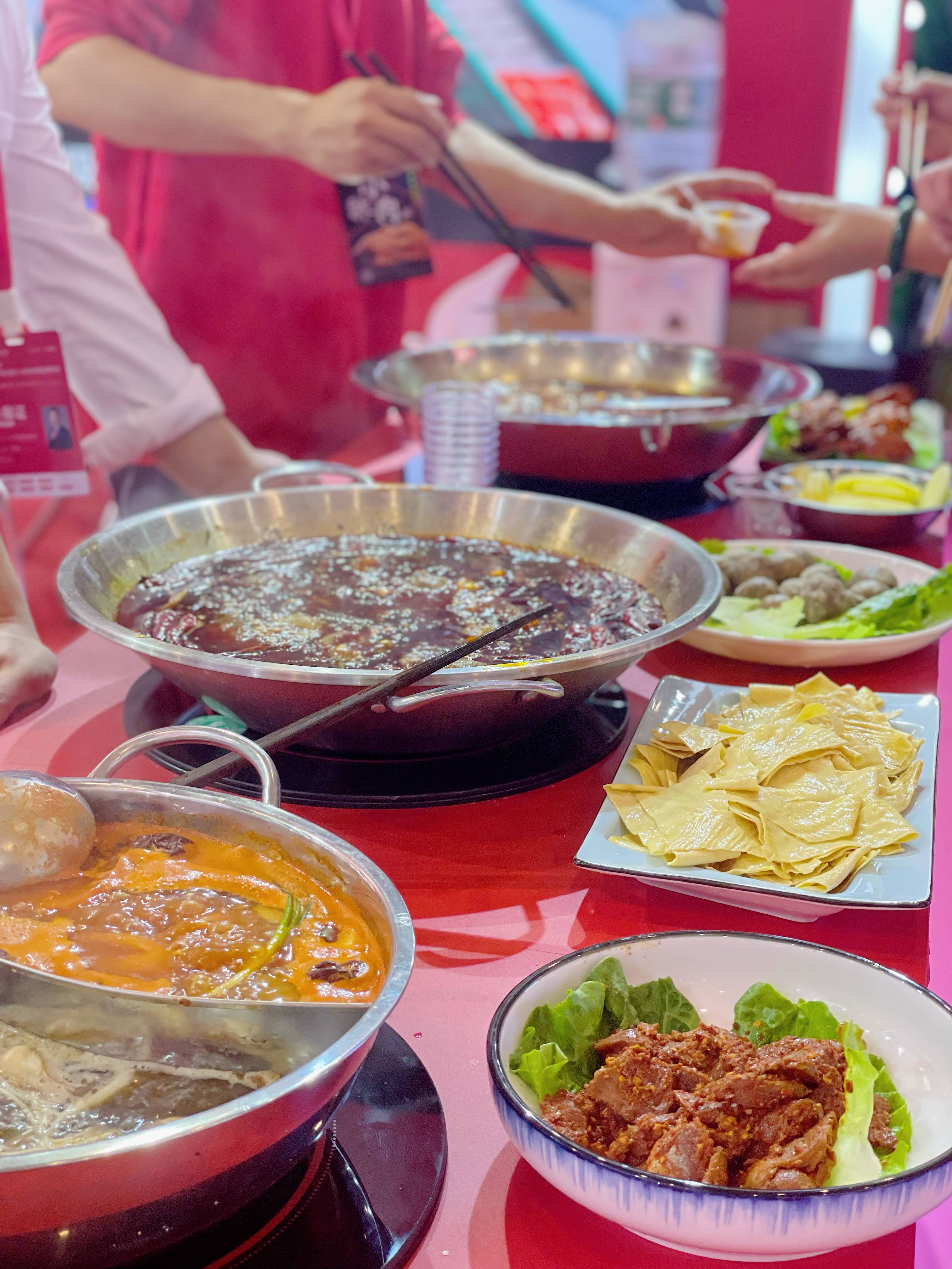 ���˹��ʡ�(�й���)��Ա��¼���